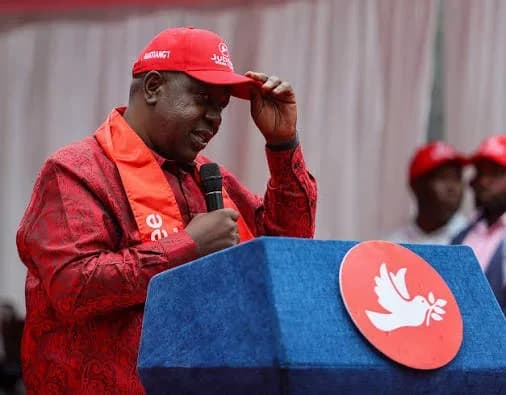 Uhuru Hands Over Jubilee Party Leadership to Fred Matiang’i